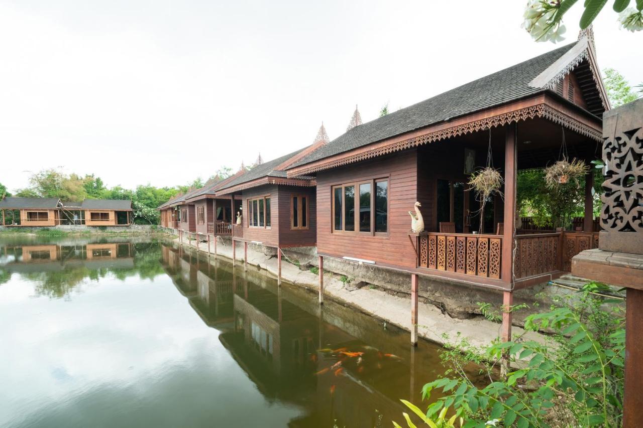 Oyo 837 Baan Kiang Nam Resort Bang Lamung Exterior foto
