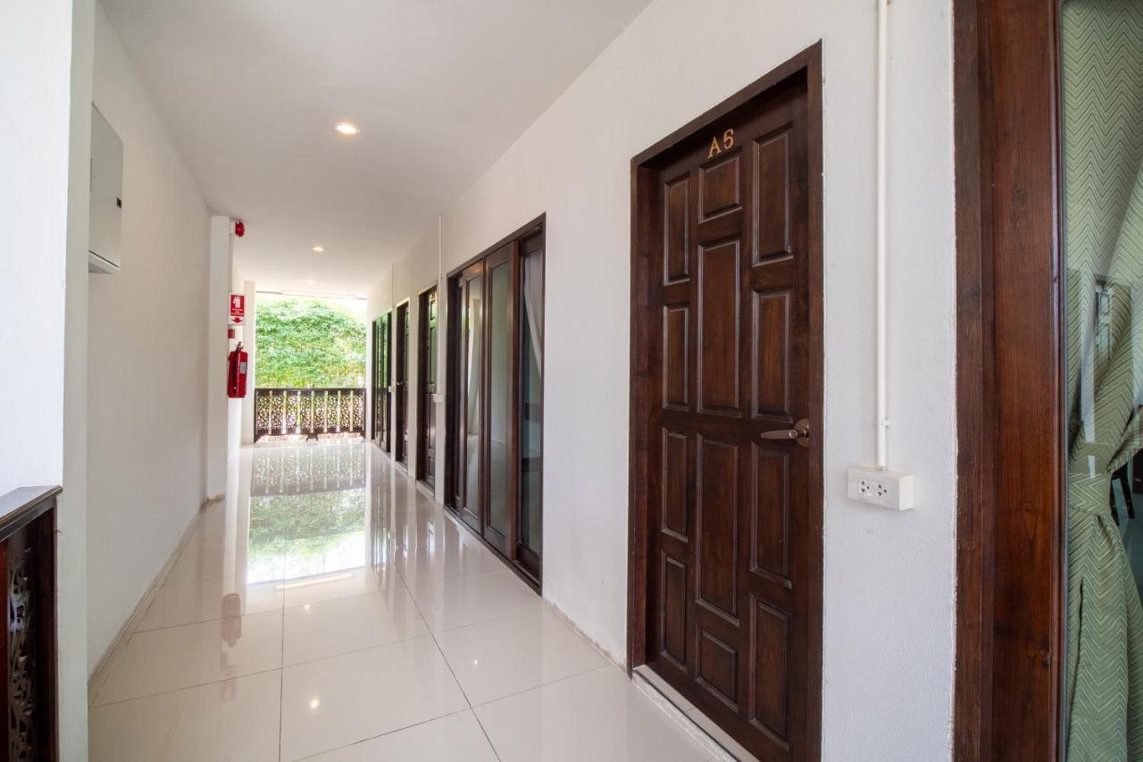 Oyo 837 Baan Kiang Nam Resort Bang Lamung Exterior foto